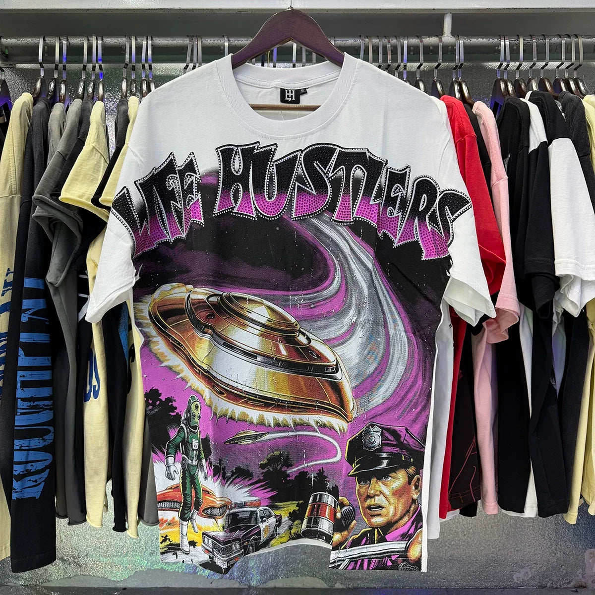 Life Hustlers Alien UFO Graphic Tee - White